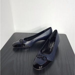 Salvatore Ferragamo Navy/Blk Patent Trim 1”Heels
